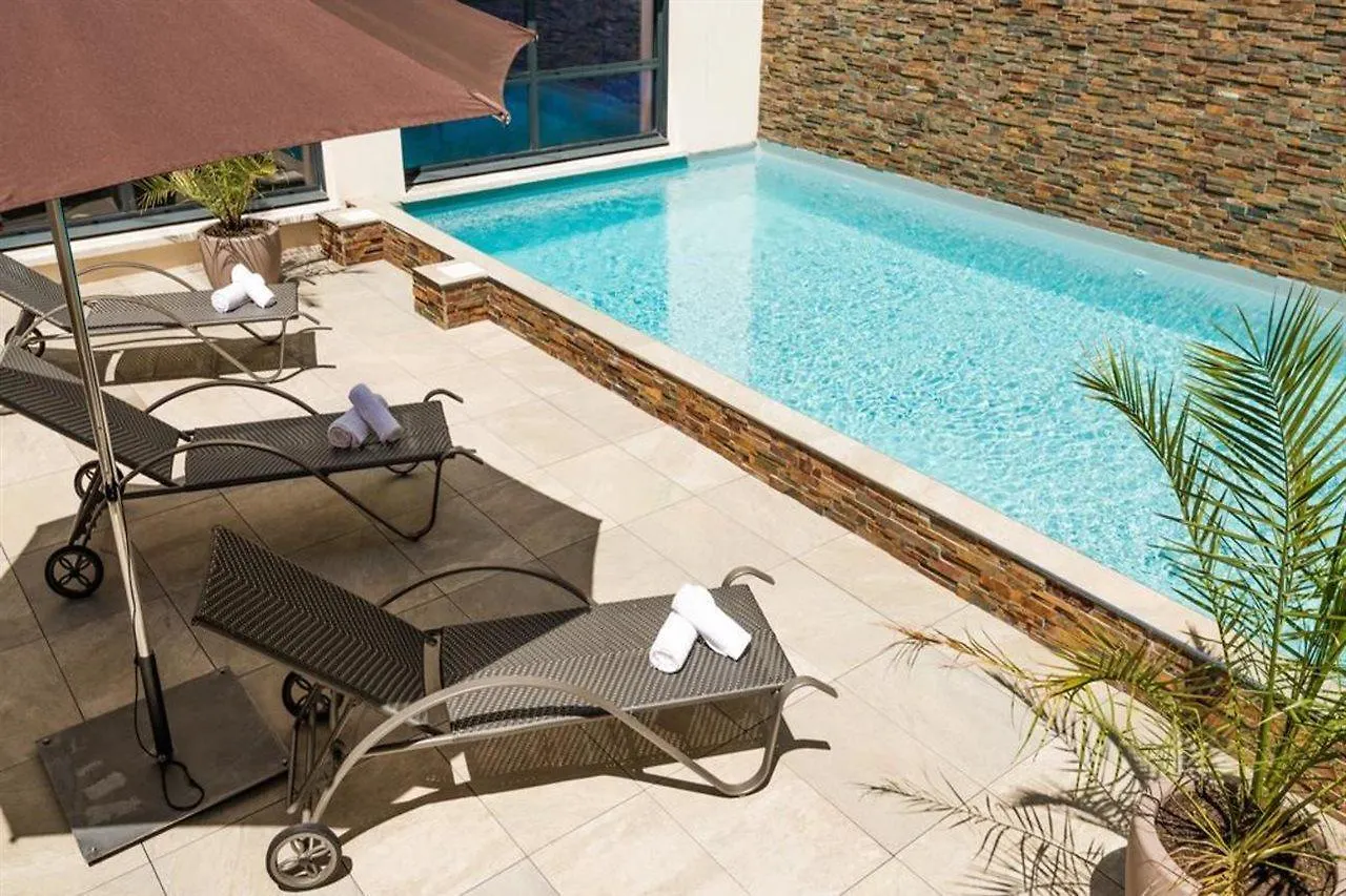 Lagrange Vacances Les Patios Eugénie Biarriz