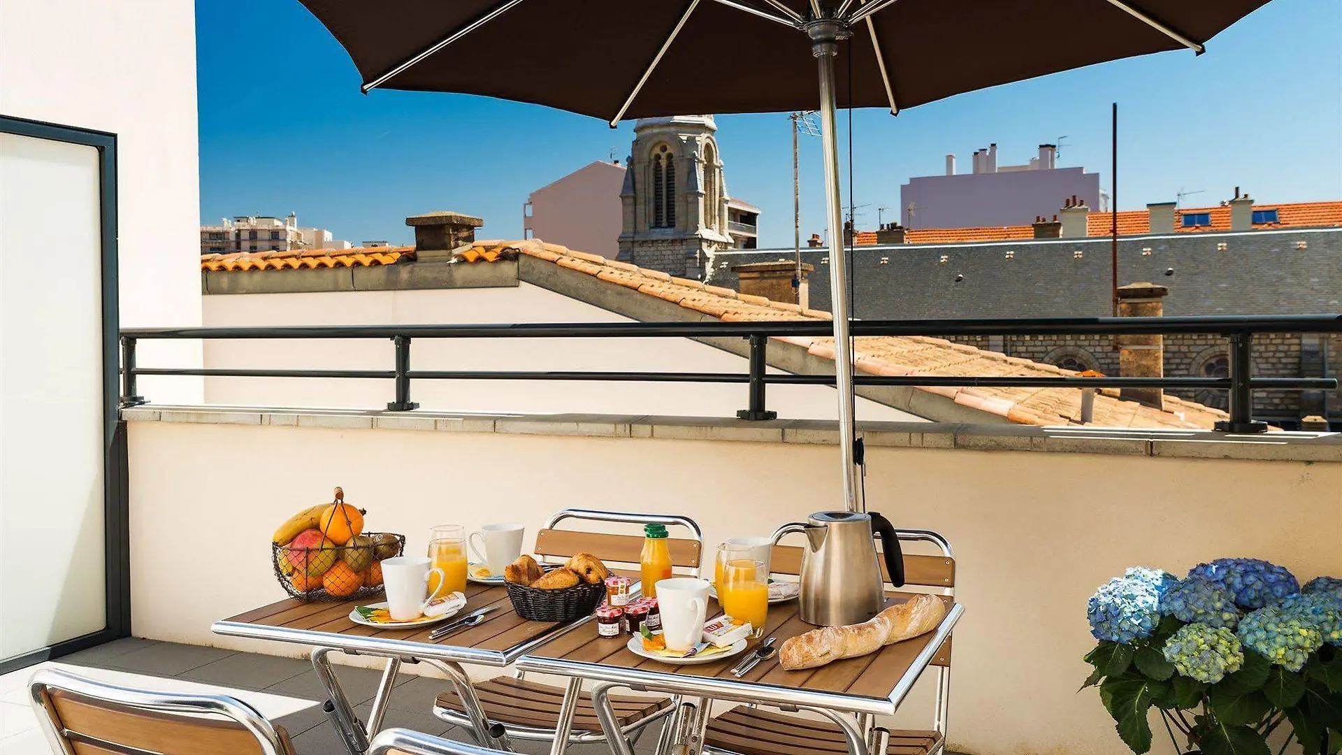 Apartahotel Lagrange Vacances Les Patios Eugénie Biarriz